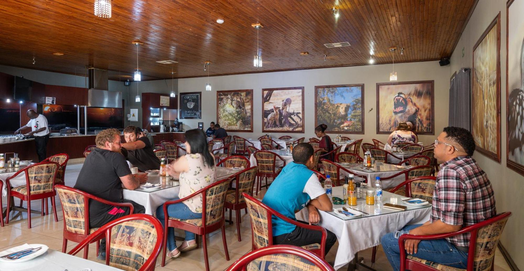 Kuruman Lodge Экстерьер фото